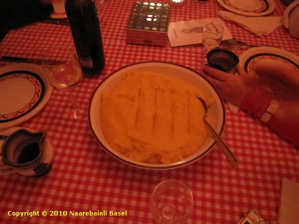 2010_abschlussessen_075.JPG