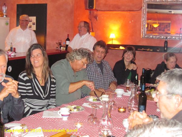 2010_abschlussessen_093.JPG